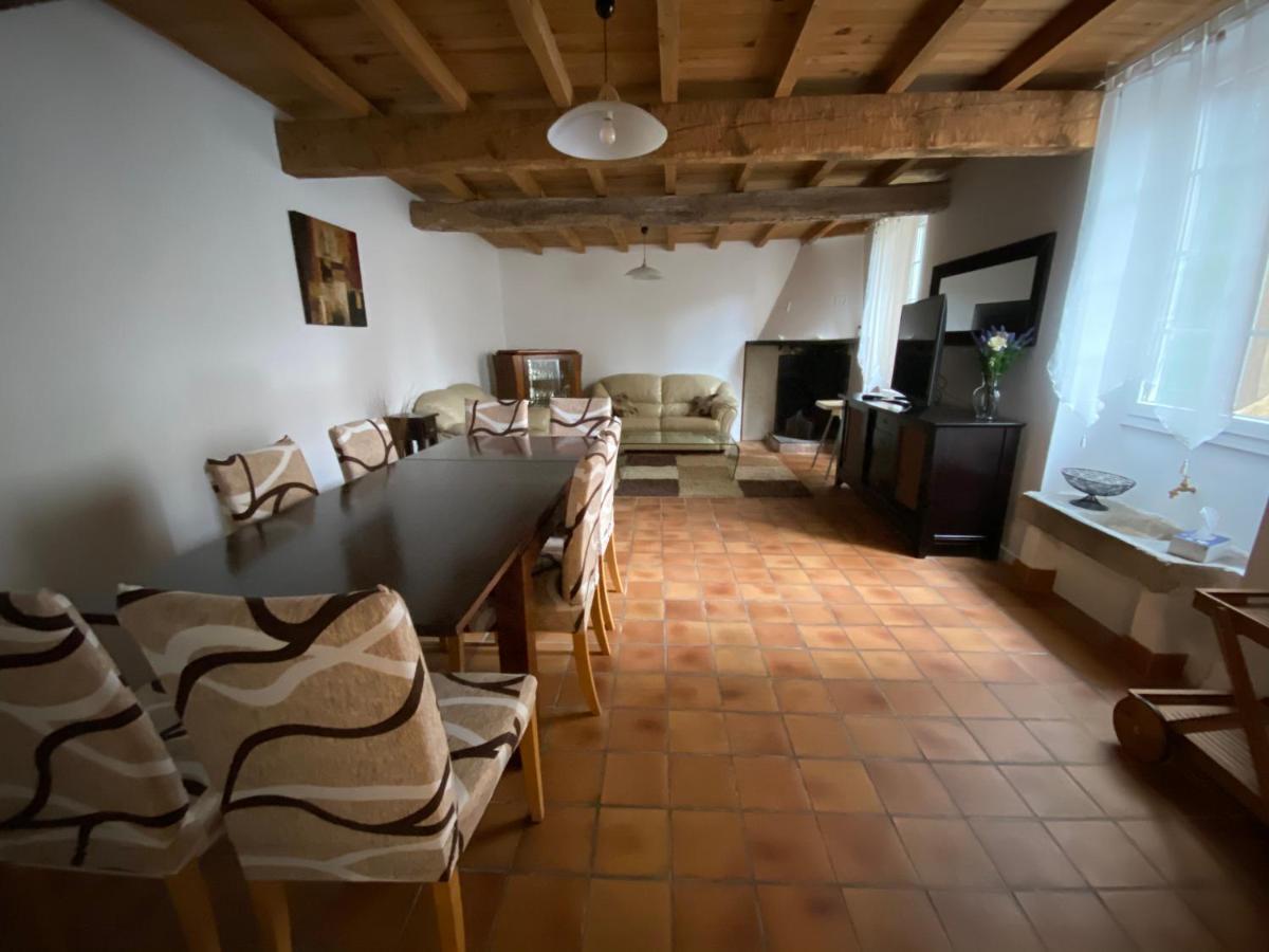 Confort Au Coeur Du Village Vakantiehuis *